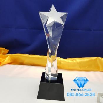 Cúp lưu niệm pha lê M36