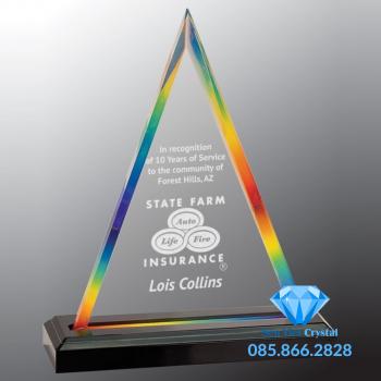 Kỷ niệm chương pha lê tam giác M35