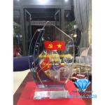 Kỷ niệm chương pha lê M50
