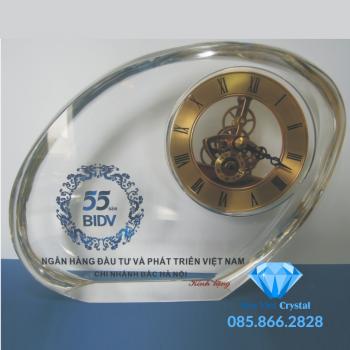 Đồng hồ pha lê M19