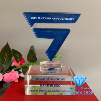 Bộ số kỷ niệm pha lê 5 năm M3