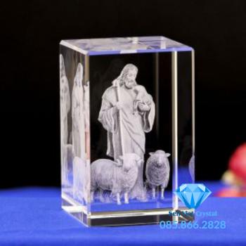 Khối pha lê khắc 3D M03