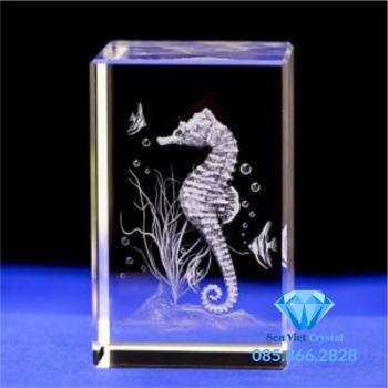 Khối pha lê khắc 3D M06