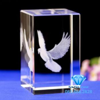 Khối pha lê khắc 3D M20