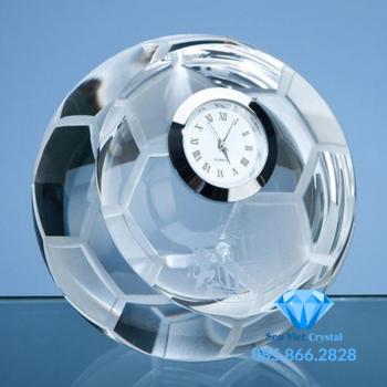 Chặn giấy pha lê hình quả cầu M01