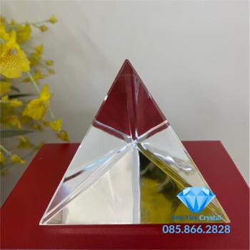 Chặn giấy pha lê hình chóp 3 cạnh tam giác đều 