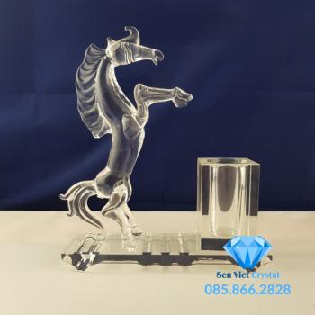 Bộ để bàn pha lê M08