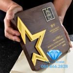 Bảng vinh danh ngôi sao vàng, Biểu Trưng Gỗ,Bằng Chứng Nhận, Bằng khen