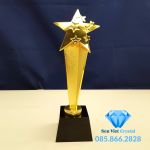 bán Cúp trao giải M4, cúp vinh danh, cúp giải thưởng giá rẻ