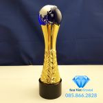 Cúp trao giải quả địa cầu M6, cúp vinh danh giá siêu rẻ