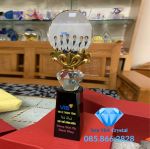 Cúp Lưu Niệm Bông Hoa, Cúp Trao Giải, Cúp Vinh Danh Bông Hoa